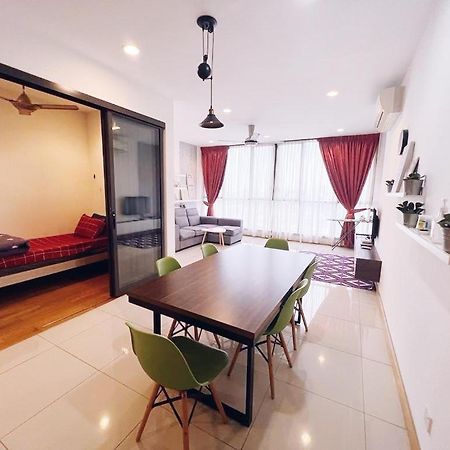 Connected Train 3 Bedrooms - Above Klgateway Mall 14 Kuala Lumpur Exterior foto