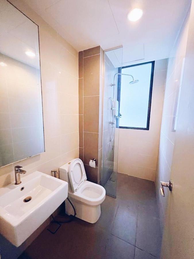Connected Train 3 Bedrooms - Above Klgateway Mall 14 Kuala Lumpur Exterior foto